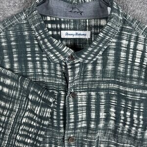 Tommy Bahama Shirt Mens Large 100% Silk Hawaiian Short Sleeve Daybreak Batik